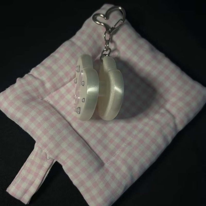 Готический органайзер для кабе – обзор и цена Cable Winder Keychain