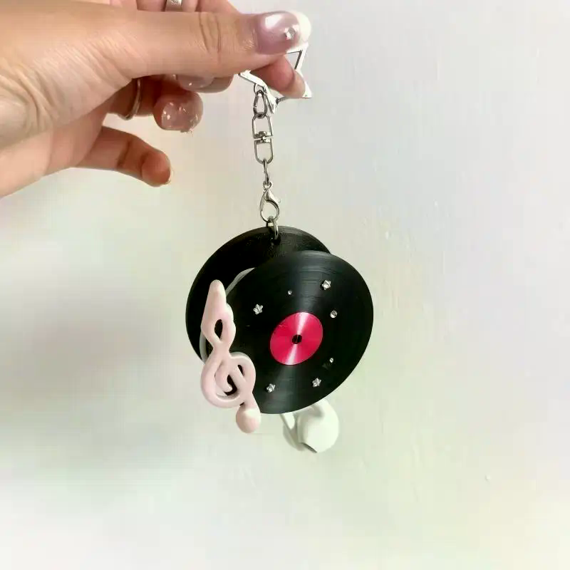 Винтажный органайзер для кабел – обзор и цена Cable Winder Keychain